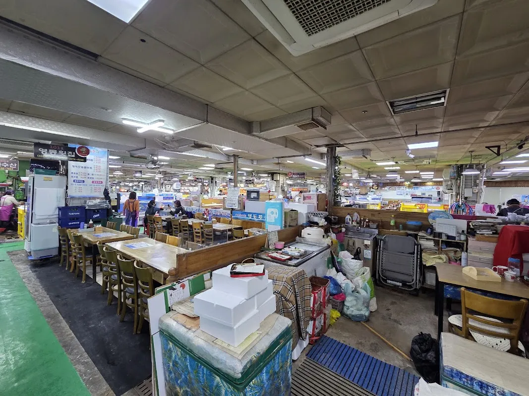 속초종합중앙시장 사진 2