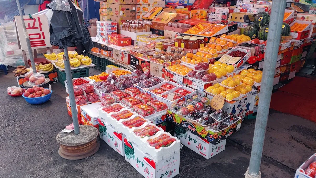 춘천동부시장 사진 2