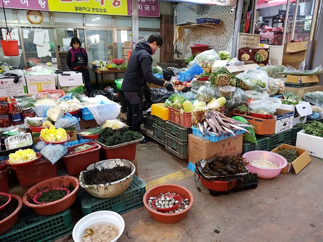 옥포국제시장 사진 2