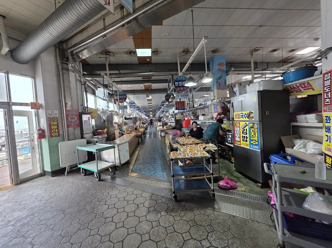 삼천포전통수산시장 사진 4