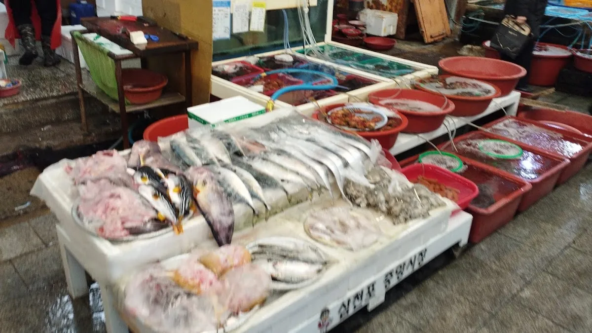 삼천포중앙시장 사진 3