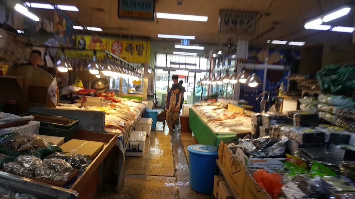 덕계종합상설시장 사진 2