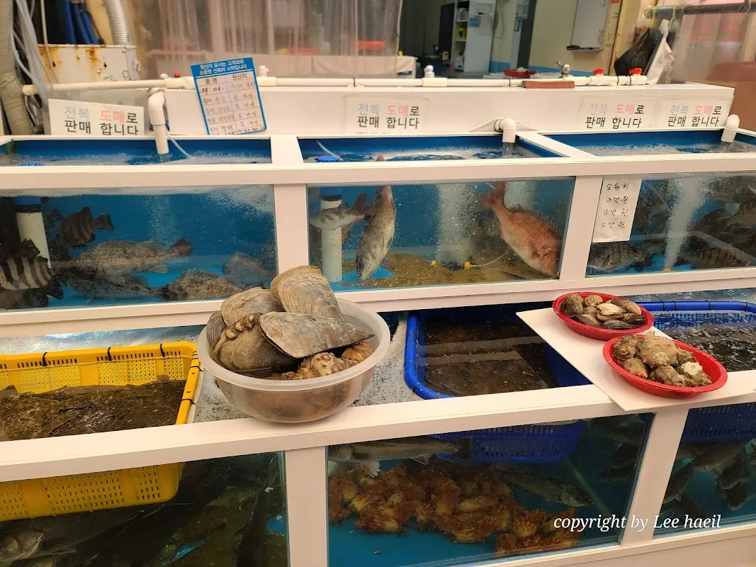 진해중앙시장 사진 3