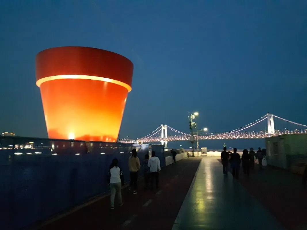 삼익비치B상가시장 사진 3