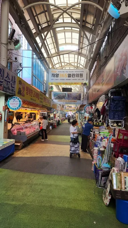 노룬산시장(건물형) 사진 5