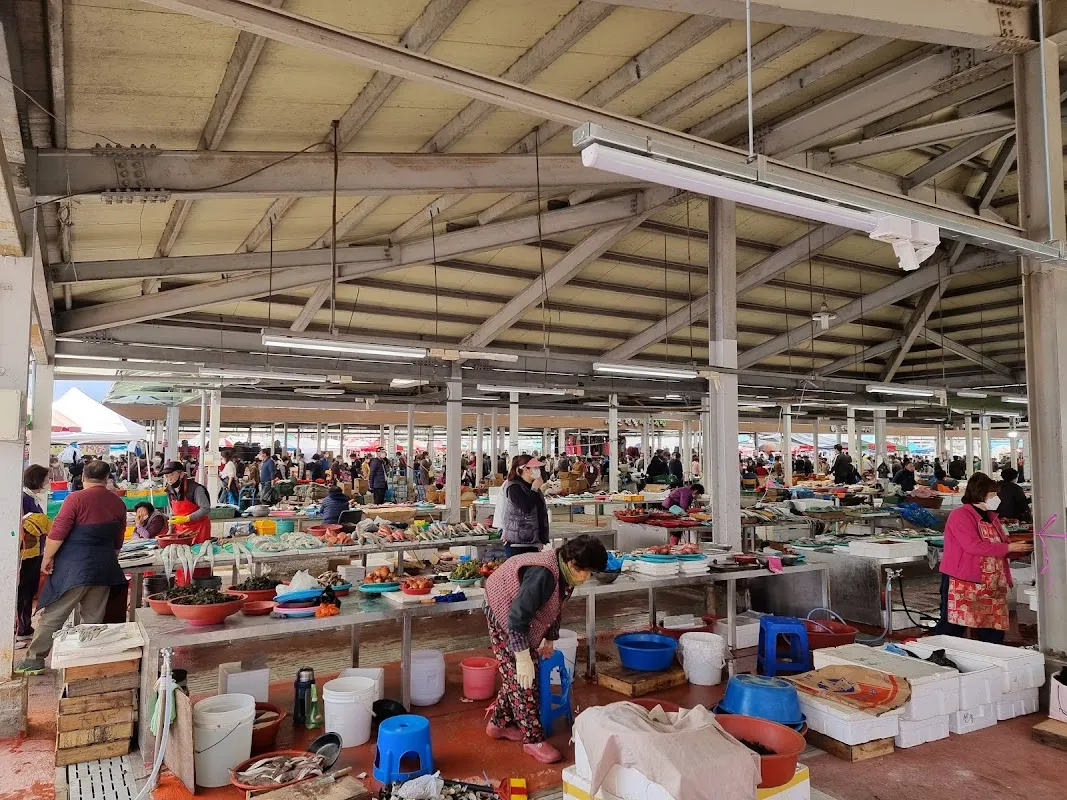 남창옹기종기시장 사진 2