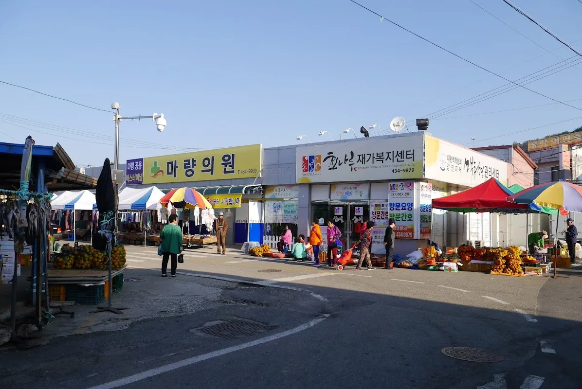 마량5일시장 전경