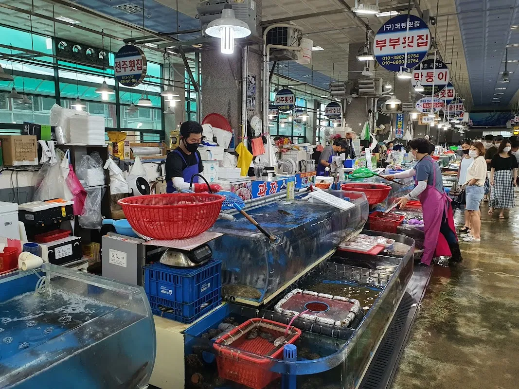 여수수산물특화시장 사진 2