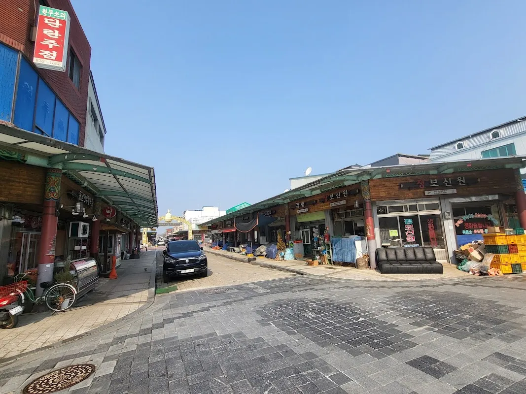 부여시장 사진 3