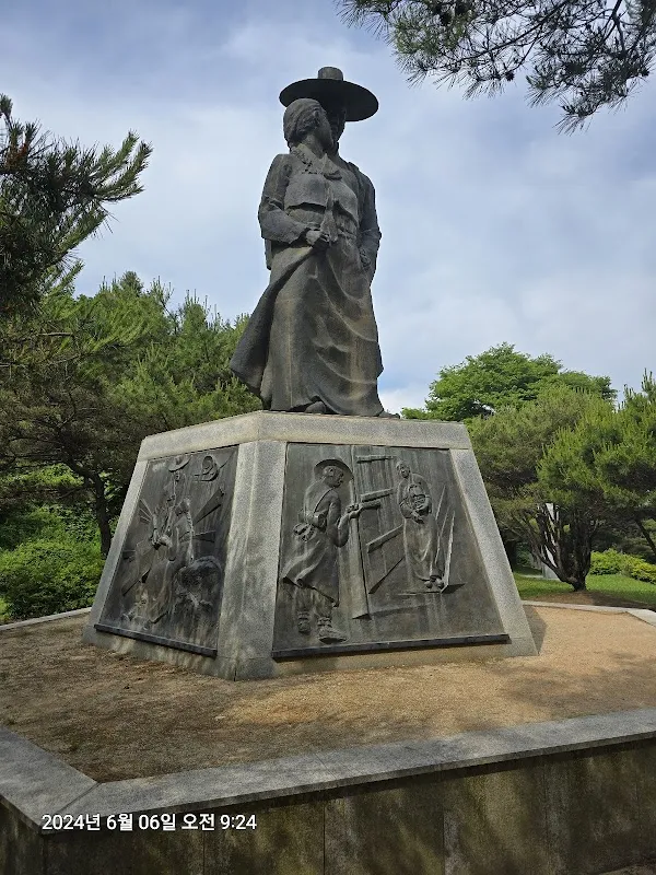 박달재전통시장 전경